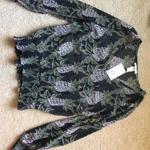 H&M Top, NWT size 2